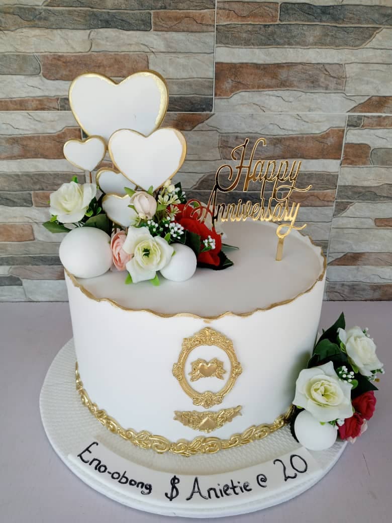 Wedding Anniversary Cake